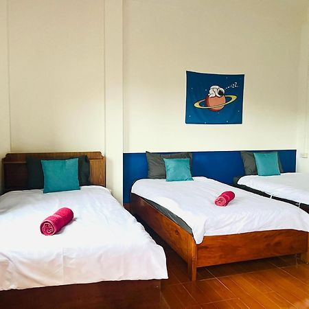 1 Min To Slow Boat Guesthouse Konekeo 외부 사진